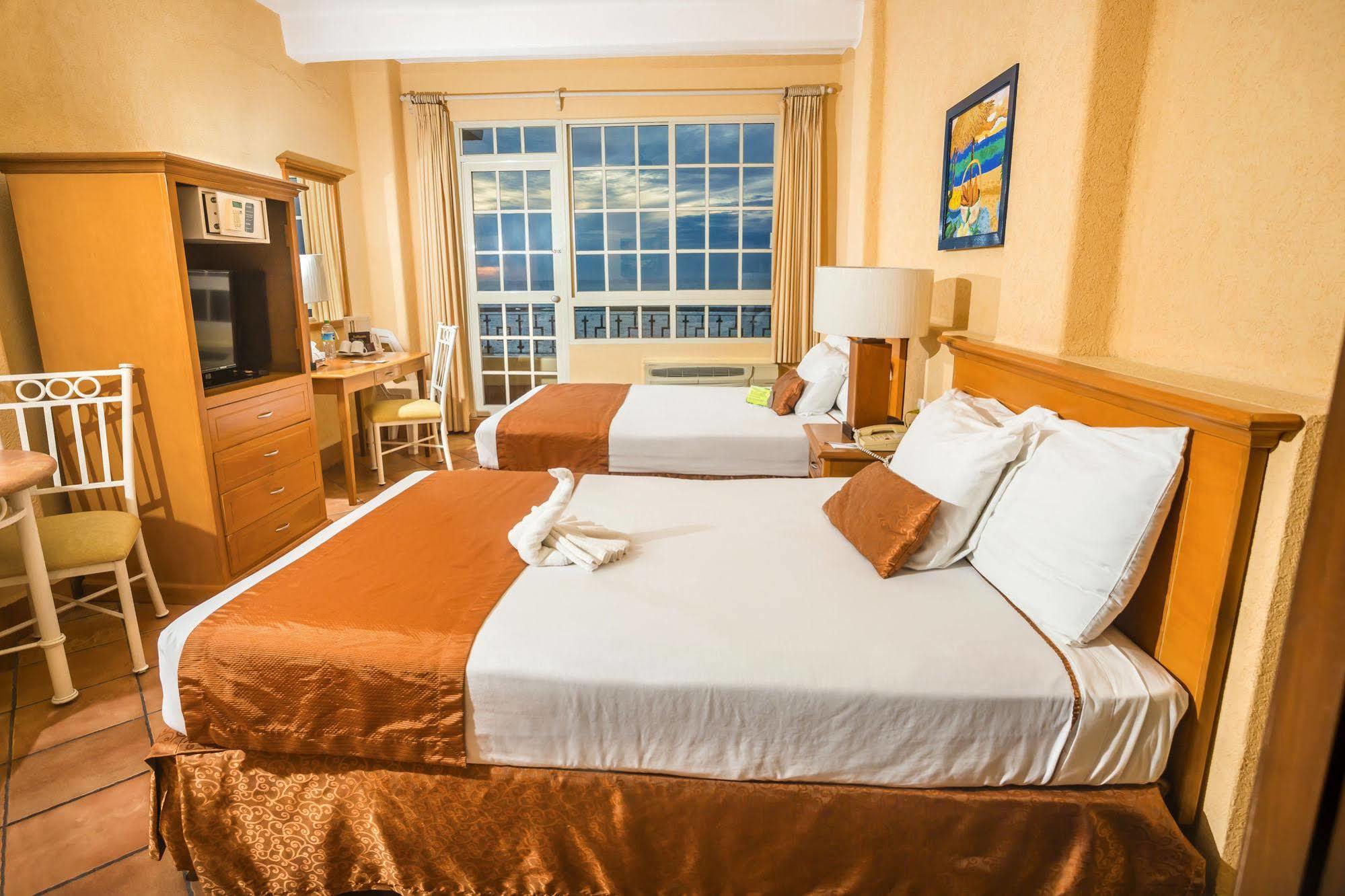 Best Western Posada Freeman Mazatlán Zewnętrze zdjęcie